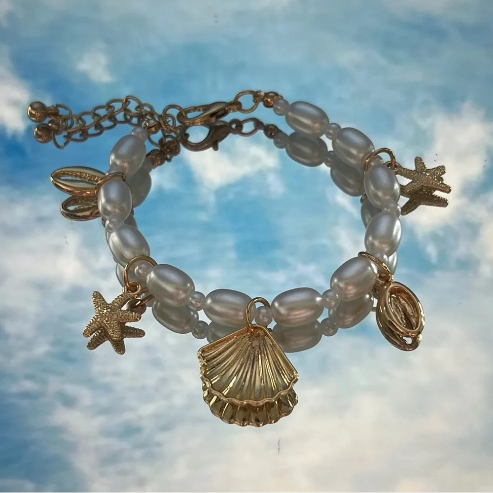 Gold and White Charm Bracelet - Picture 2 of 4